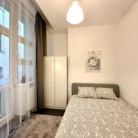 2 Pokojowe Mieszkanie W Centrum & Parking *