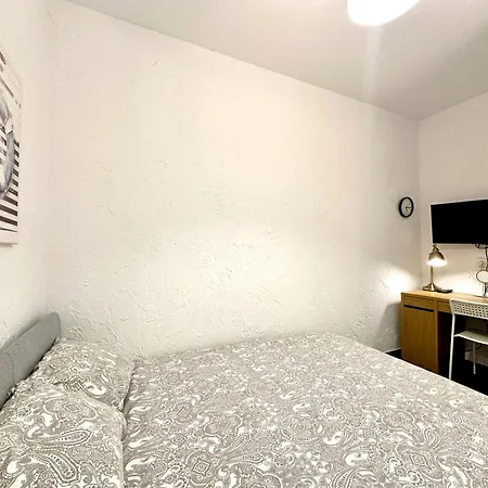 Apartman 2 Pokojowe Mieszkanie W Centrum & Parking