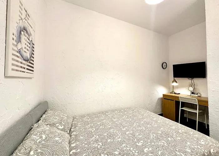 דירה 2 Pokojowe Mieszkanie W Centrum & Parking